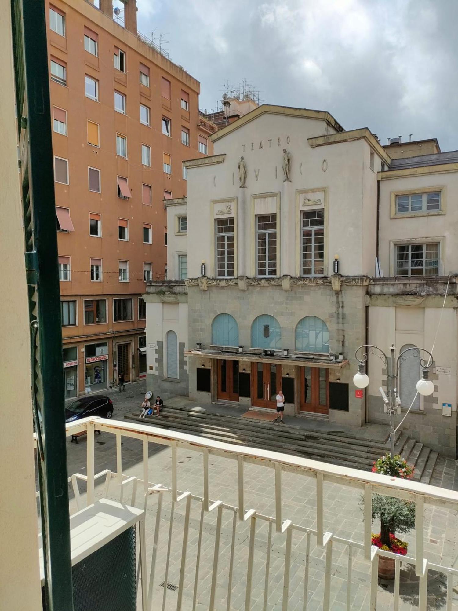 Il Balcone Sul Teatro Appartement La Spezia Buitenkant foto